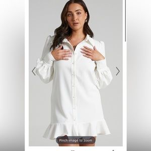 White Showpo long sleeve dress size 6, never worn, tags on